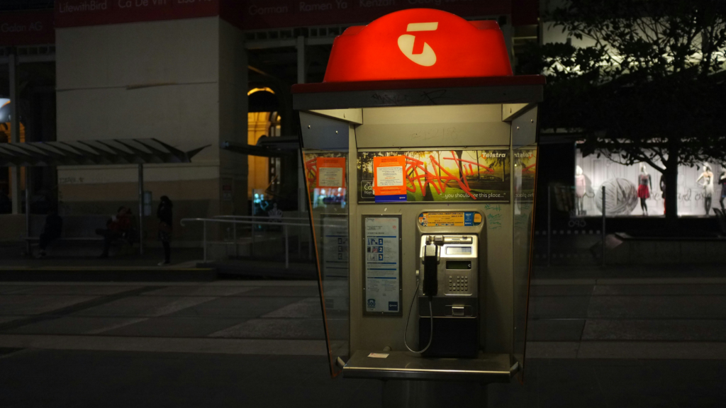 Image of a Telstra phone booth